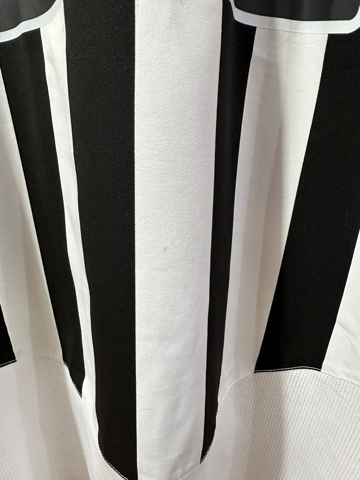 Nike 🩸RARE🩸 Juventus Vintage Jersey Nike 2003/2004 Size US L / EU 52-54 / 3 - 6 Thumbnail