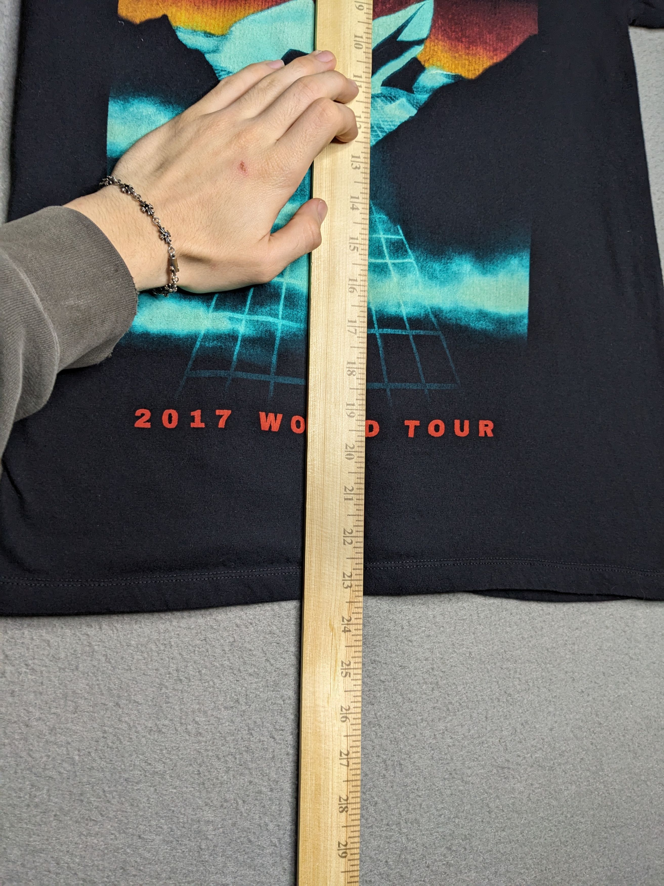 XO The Weeknd Starboy XO Legend Of The Fall Tour Graphic Shirt Size US S / EU 44-46 / 1 - 5 Thumbnail
