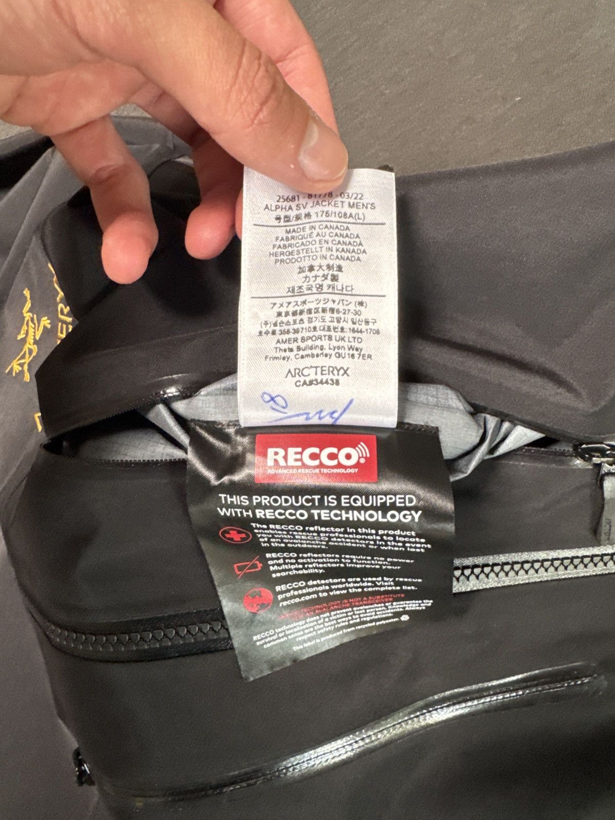 Arc'teryx 24k alpha sv Size US L / EU 52-54 / 3 - 3 Thumbnail