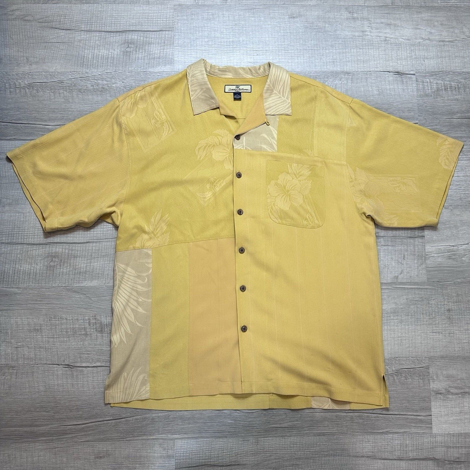 Tommy Bahama Tommy Bahama Silk Shirt Mens Short Sleeve Button Front Size US XL / EU 56 / 4 - 1 Thumbnail