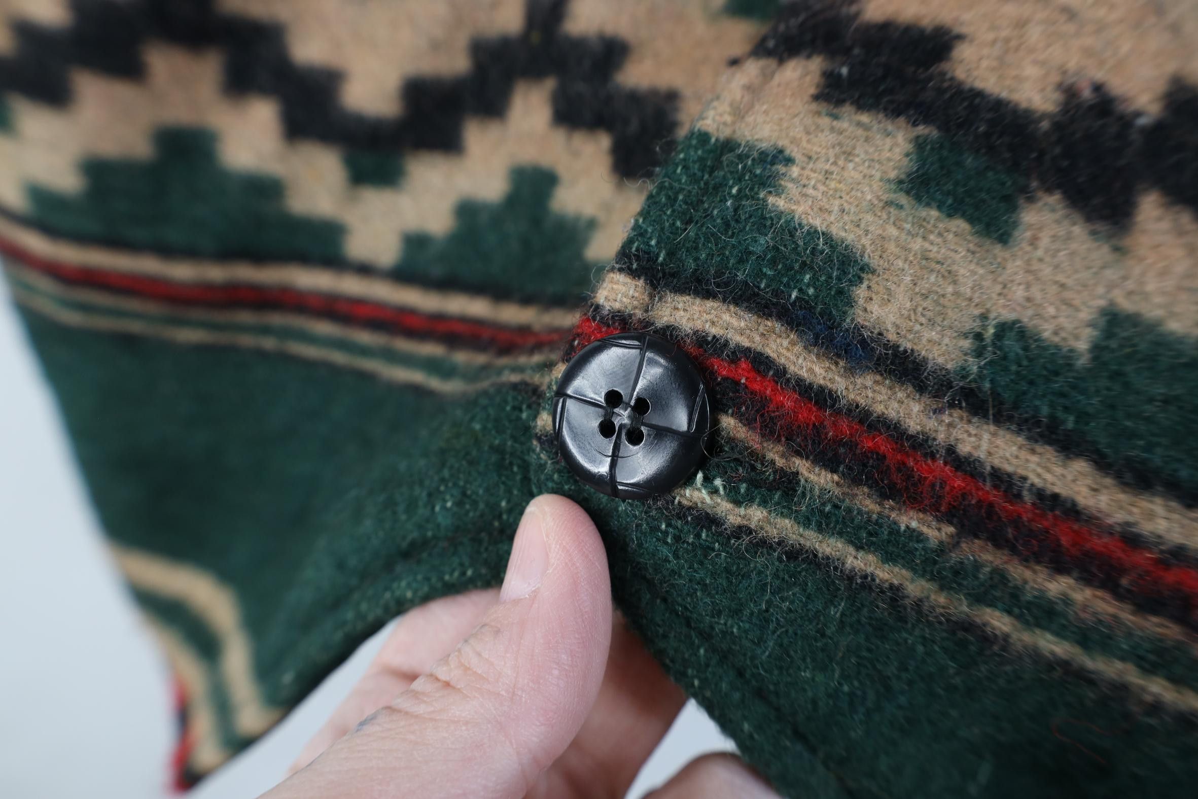 Vintage Vintage 90s Streetwear Southwestern Blanket Vest Jacket Size US S / EU 44-46 / 1 - 4 Thumbnail