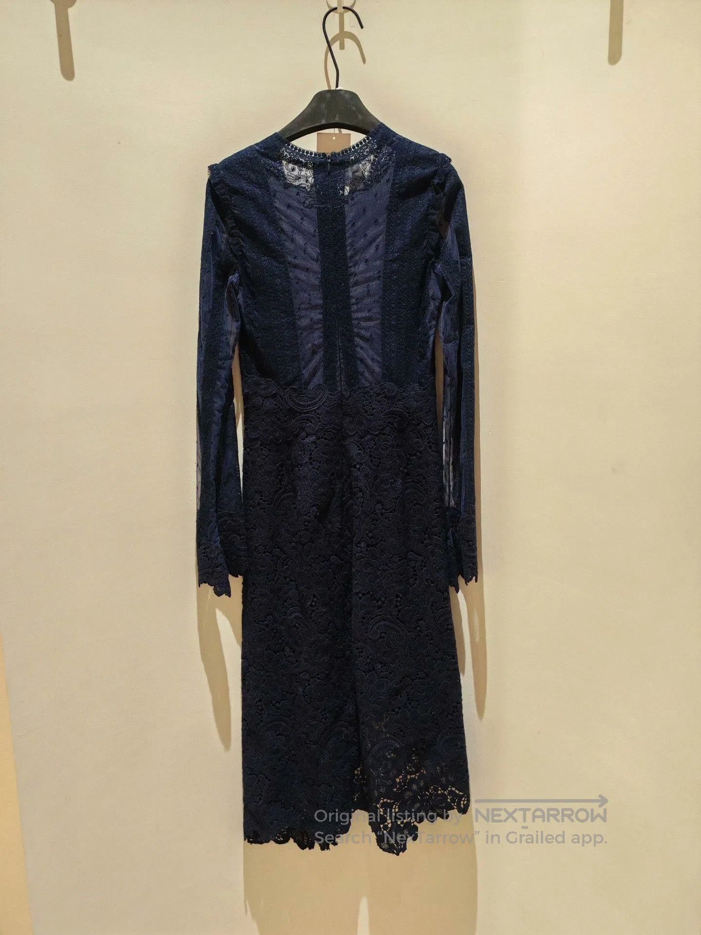 Ermanno Scervino Ermanno Scervino Navy Lace Dress. Size S / US 4 / IT 40 - 3 Thumbnail
