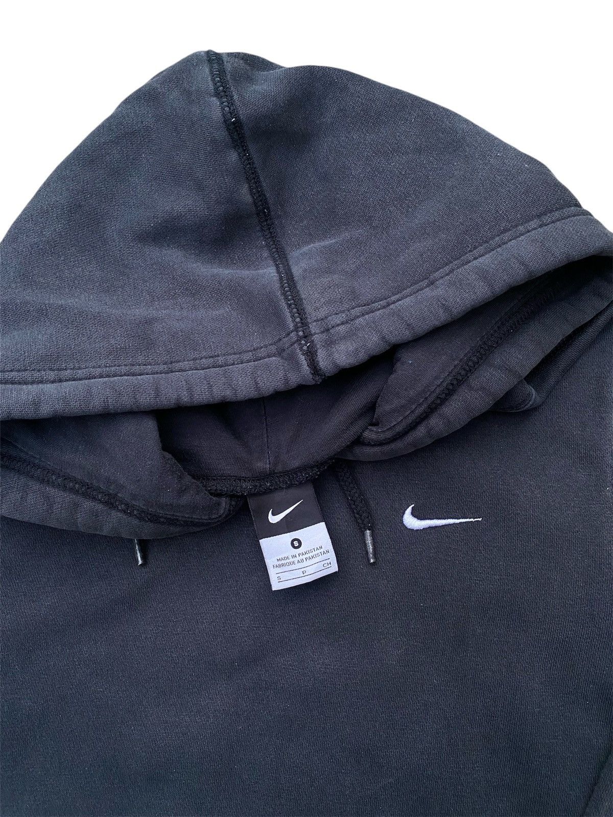 Japanese Brand × Nike Faded Nike Small Swoosh Logo Hoodie Size US S / EU 44-46 / 1 - 6 Thumbnail