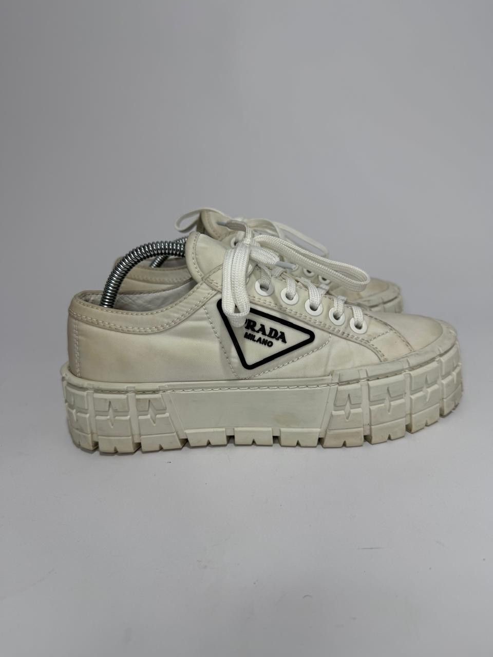 Prada Prada White Nylon Gabardine Low Top Sneakers EU37 Size US 7 / IT 37 - 4 Thumbnail
