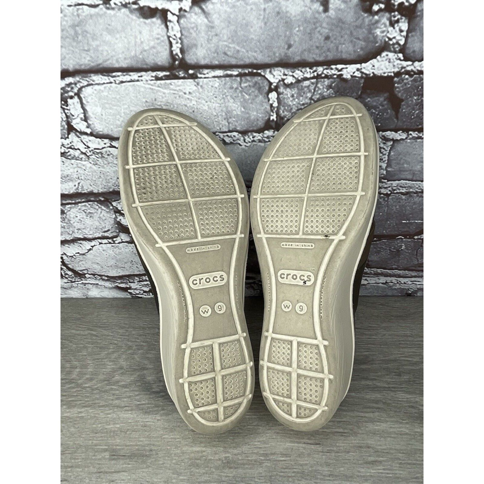 Crocs CROCS CIABATTA 200031 COLORBLOCK BROWN TAN SLIP ON WEDGE SA Size US 9 / IT 39 - 15 Thumbnail