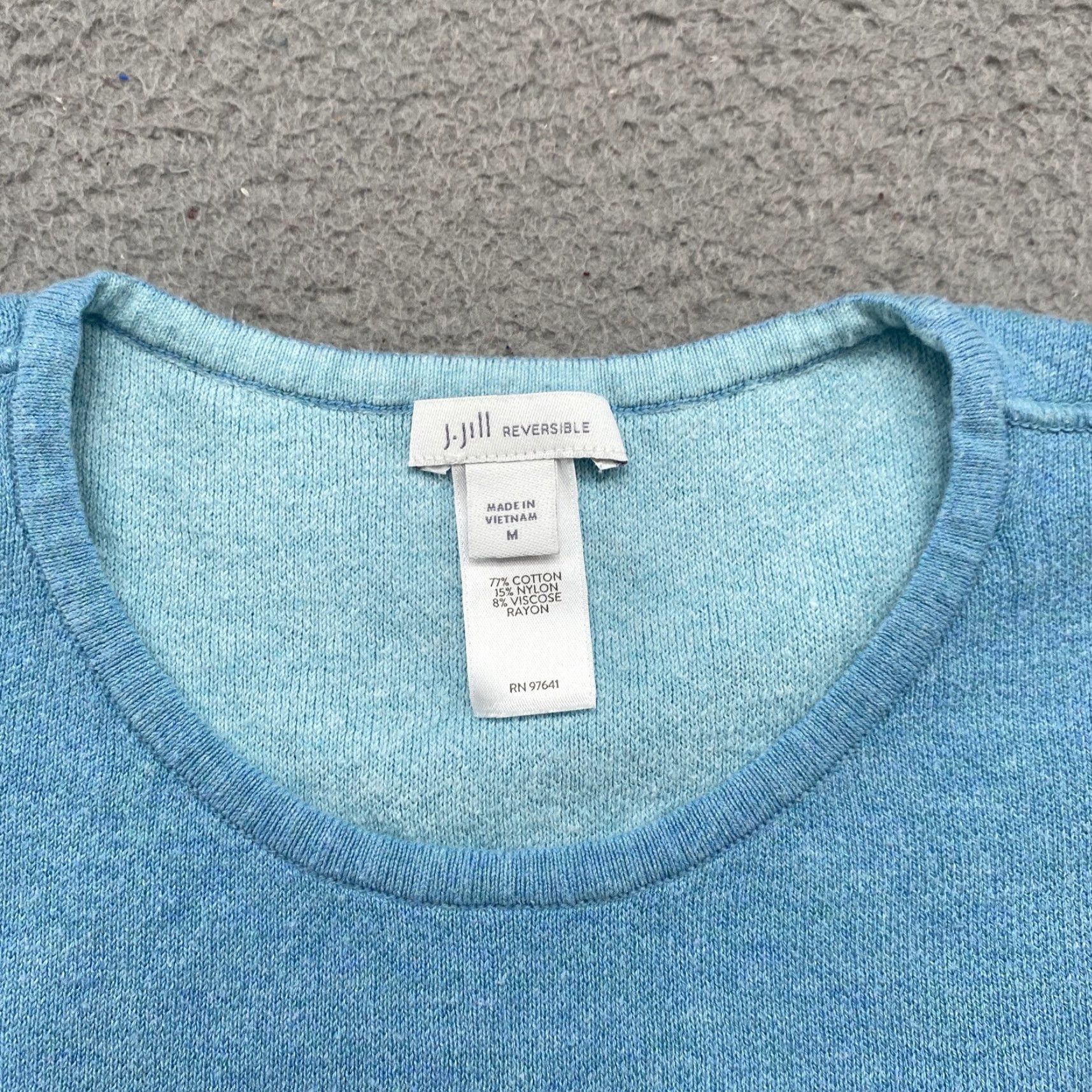 J. Jill J. Jill Blue Reversible Round Neck Long Sleeve Knit Sweater M Womens Pullover Casual Long Sleeve Knit Sweater, Cotton, Solid, Modern, Collarless Size M / US 6-8 / IT 42-44 - 4 Thumbnail