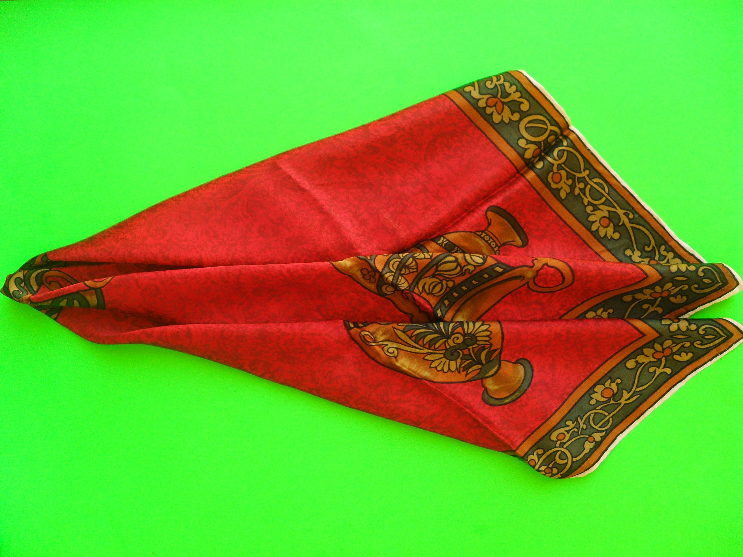 Other Vintage square silk travel scarf with an 'Antique' theme. Size ONE SIZE - 4 Thumbnail