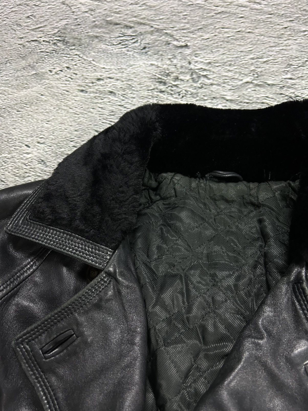 Versace Versace V2 leather coat jacket sherpa black 90s Size US XL / EU 56 / 4 - 3 Thumbnail