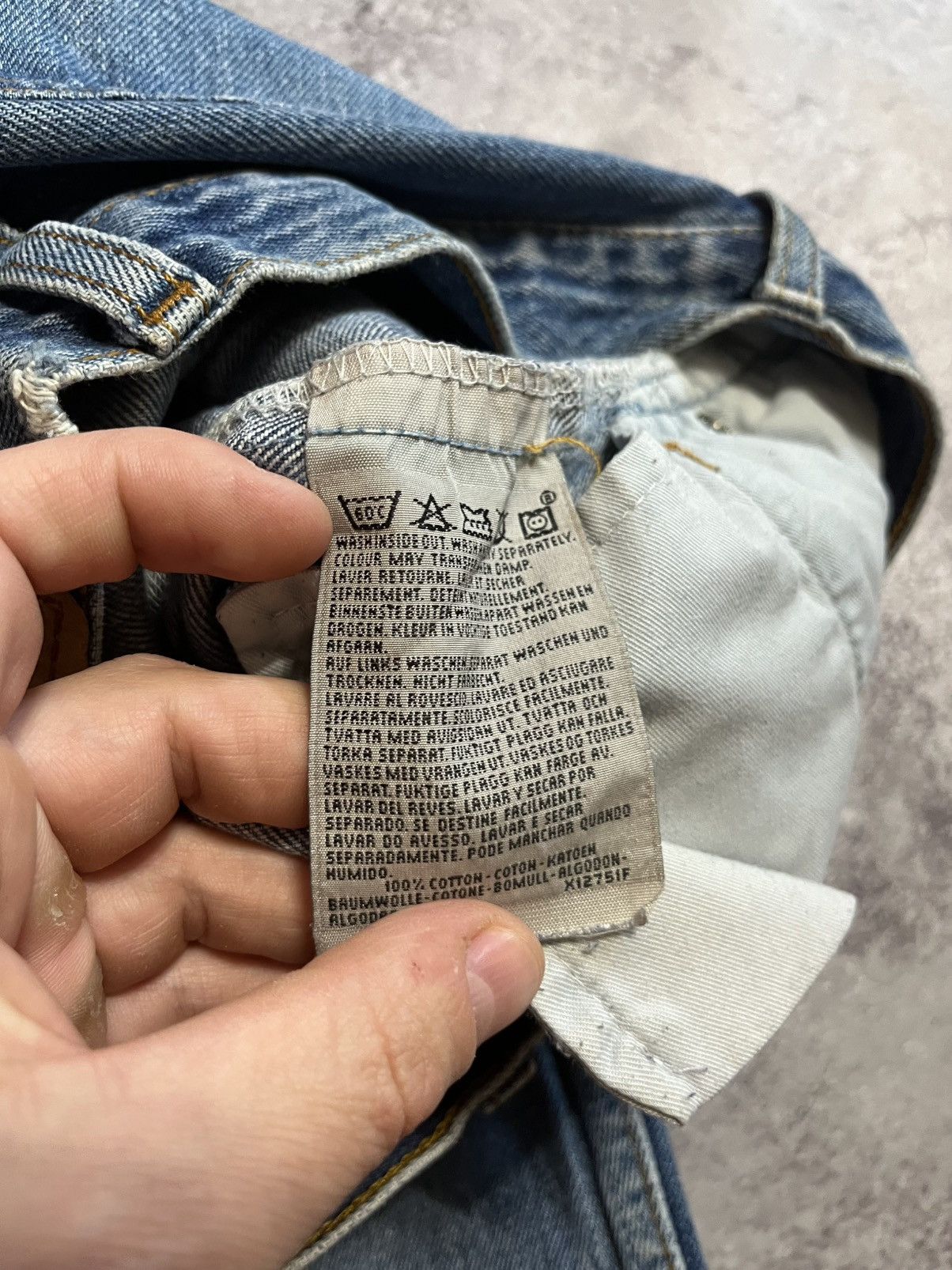 Levi's Vintage Levi’s women’s 501 denim jeans Size 29" - 10 Thumbnail