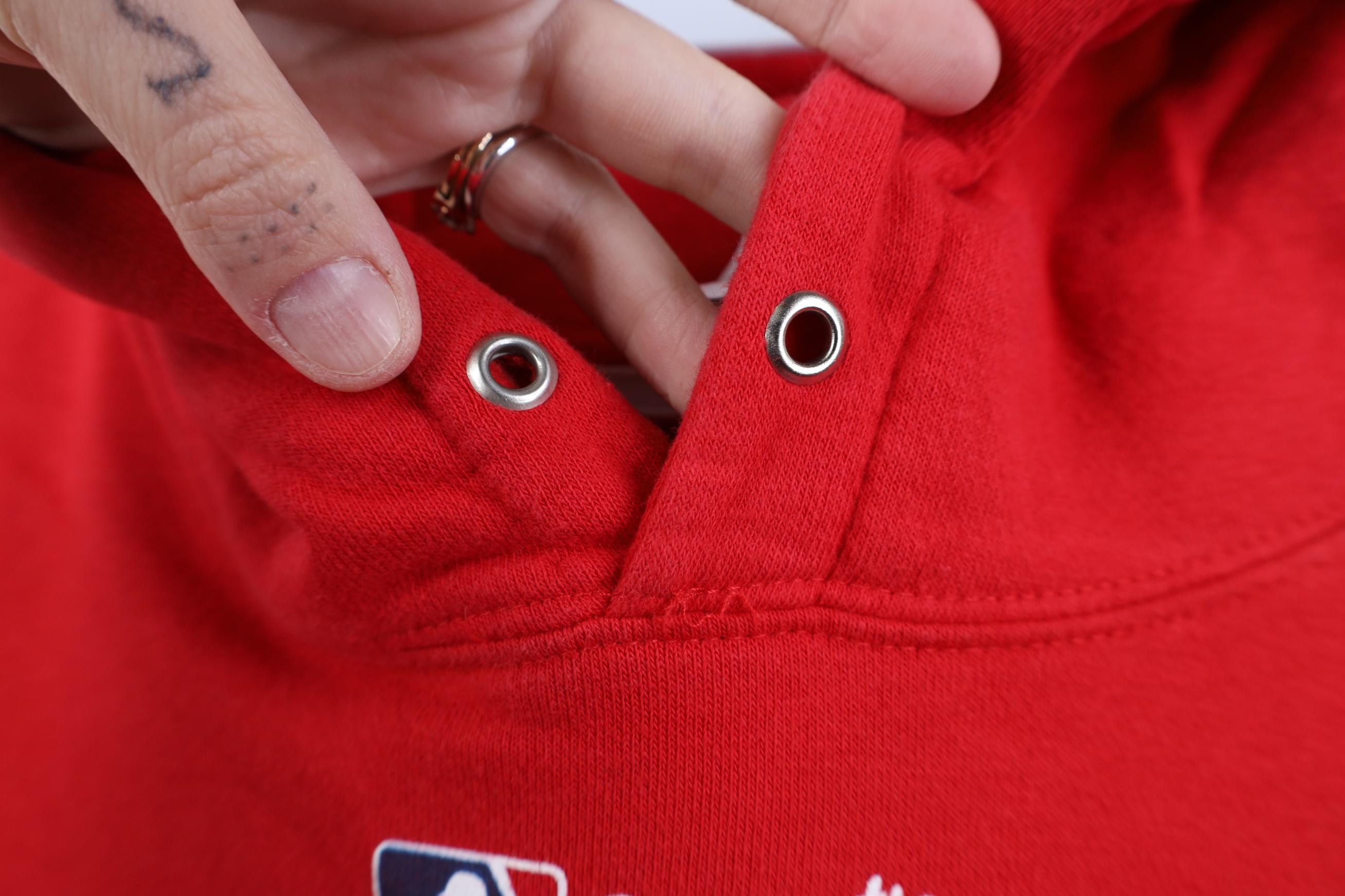 Vintage Vintage Y2K Champions Boston Red Sox Hoodie Sweatshirt Size US L / EU 52-54 / 3 - 7 Thumbnail