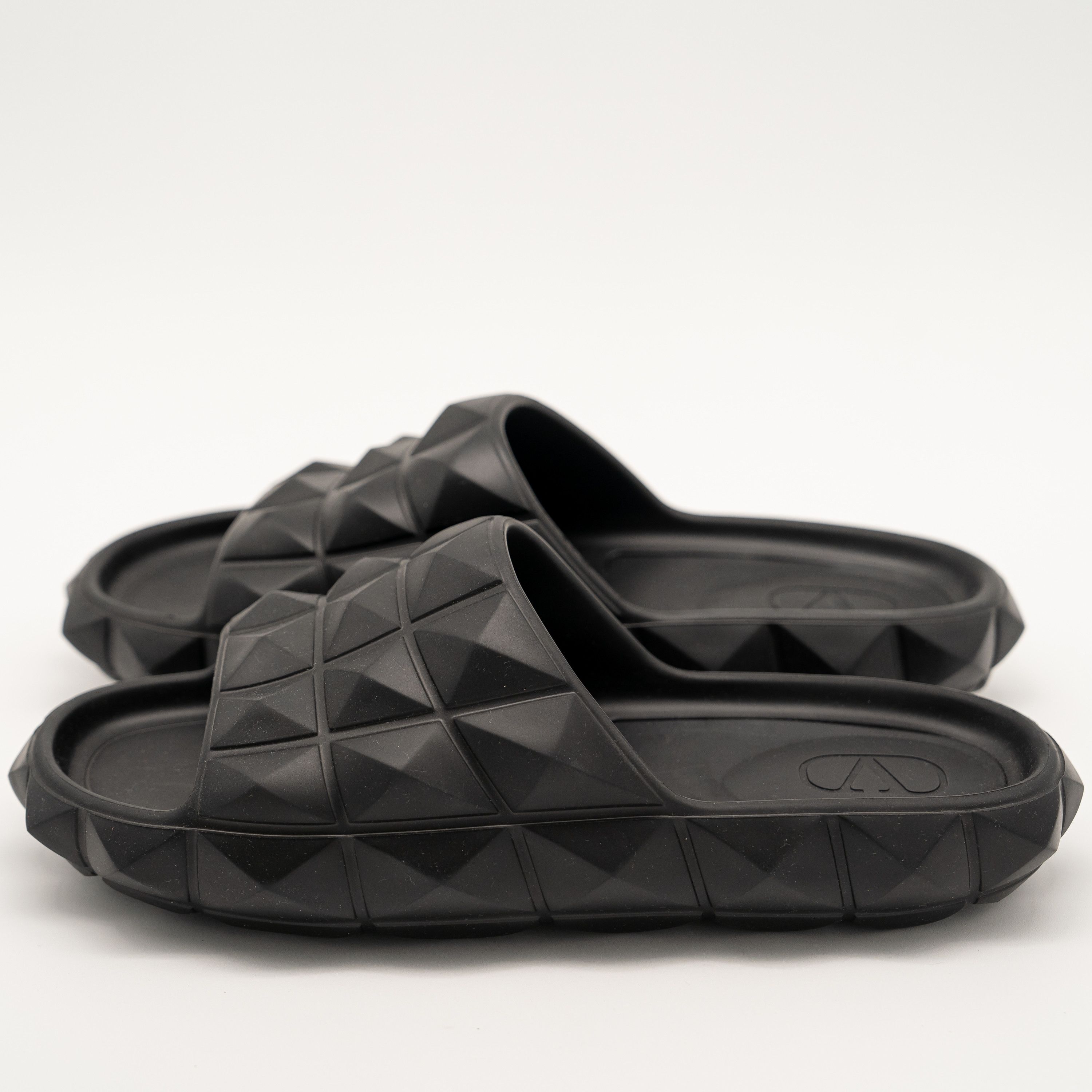 Valentino 42 eu 9 us Valentino Garavani Roman Stud Turtle Black Slide Size US 9 / EU 42 - 4 Thumbnail