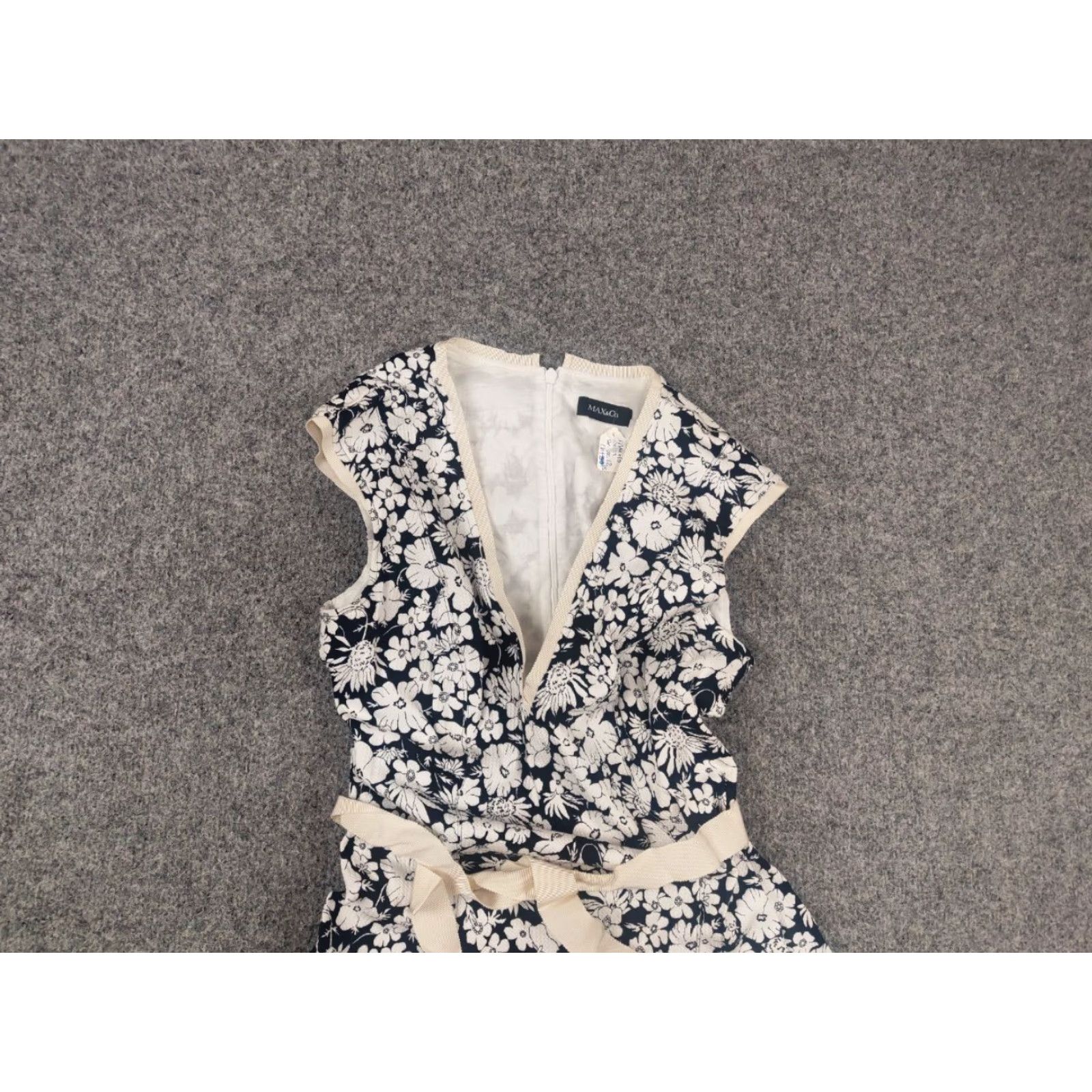 Max Mara MAX&CO by Max Mara floral print midi calf length A-Line Dress Sleeveless Size M / US 6-8 / IT 42-44 - 4 Thumbnail