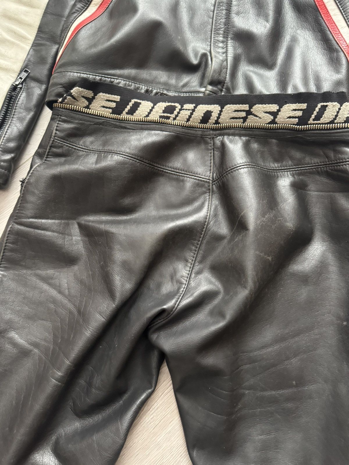 Dainese Dainese Vintage Tracksuit Overalls Racing Moto Leather Size US S / EU 44-46 / 1 - 19 Thumbnail