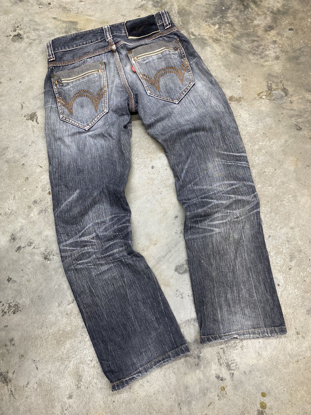 Edwin vintage edwin 503 flared distressed blue trip Size US 29 - 2 Thumbnail