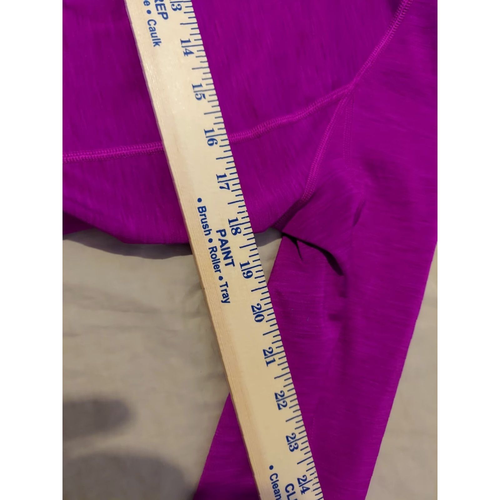 Under Armour Womens Under Armour Sweatshirt L Purple Athletic Pullover Activewear Mens Womens Girls? Size L / US 10 / IT 46 - 4 Thumbnail