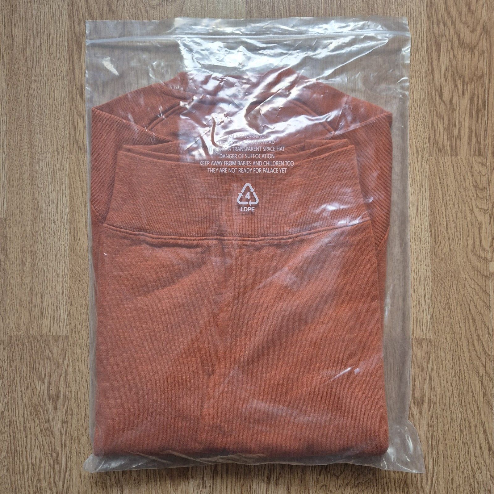 Palace Palace Tri-Ferg Slub Crew Small Rust Brand New FW22 Size US S / EU 44-46 / 1 - 9 Thumbnail