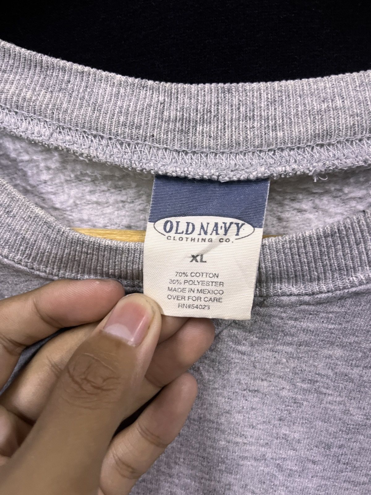 Old Navy VINTAGE OLD NAVY SWEATSHIRT Size US XL / EU 56 / 4 - 4 Thumbnail