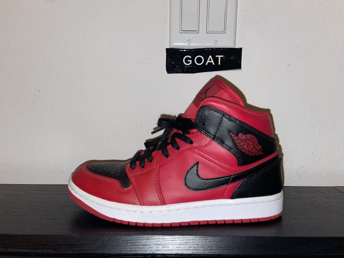 Jordan Brand × Nike Air Jordan 1 Mid “Reverse Bred” Size US 7.5 / EU 40-41 - 4 Thumbnail