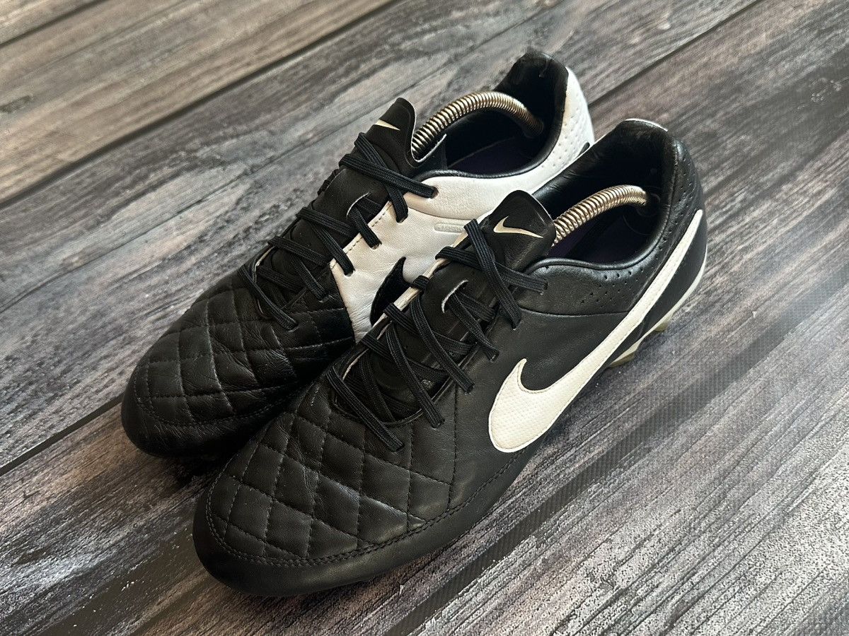 Nike 2013 NIKE TIEMPO LEGACY FG SOCCER BOOTS CLEATS US 11 Size US 11 / EU 44 - 2 Thumbnail