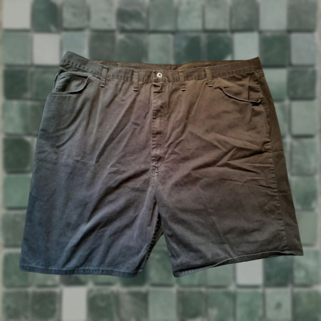 Wrangler WRANGLER MENS Shorts Black 46" Waist 8" inseam Size US 30 / EU 46 - 1 Thumbnail