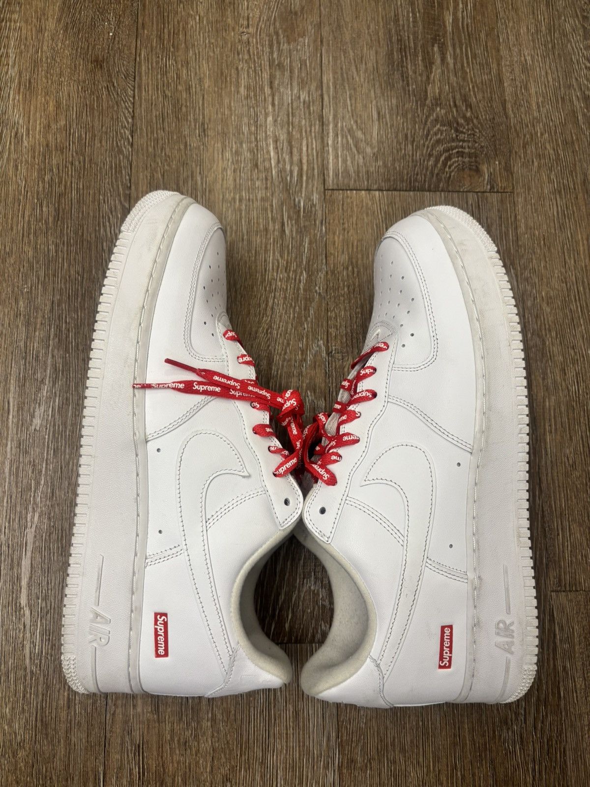 Nike × Supreme Air Force 1 Low Supreme Size US 12 / EU 45 - 3 Thumbnail