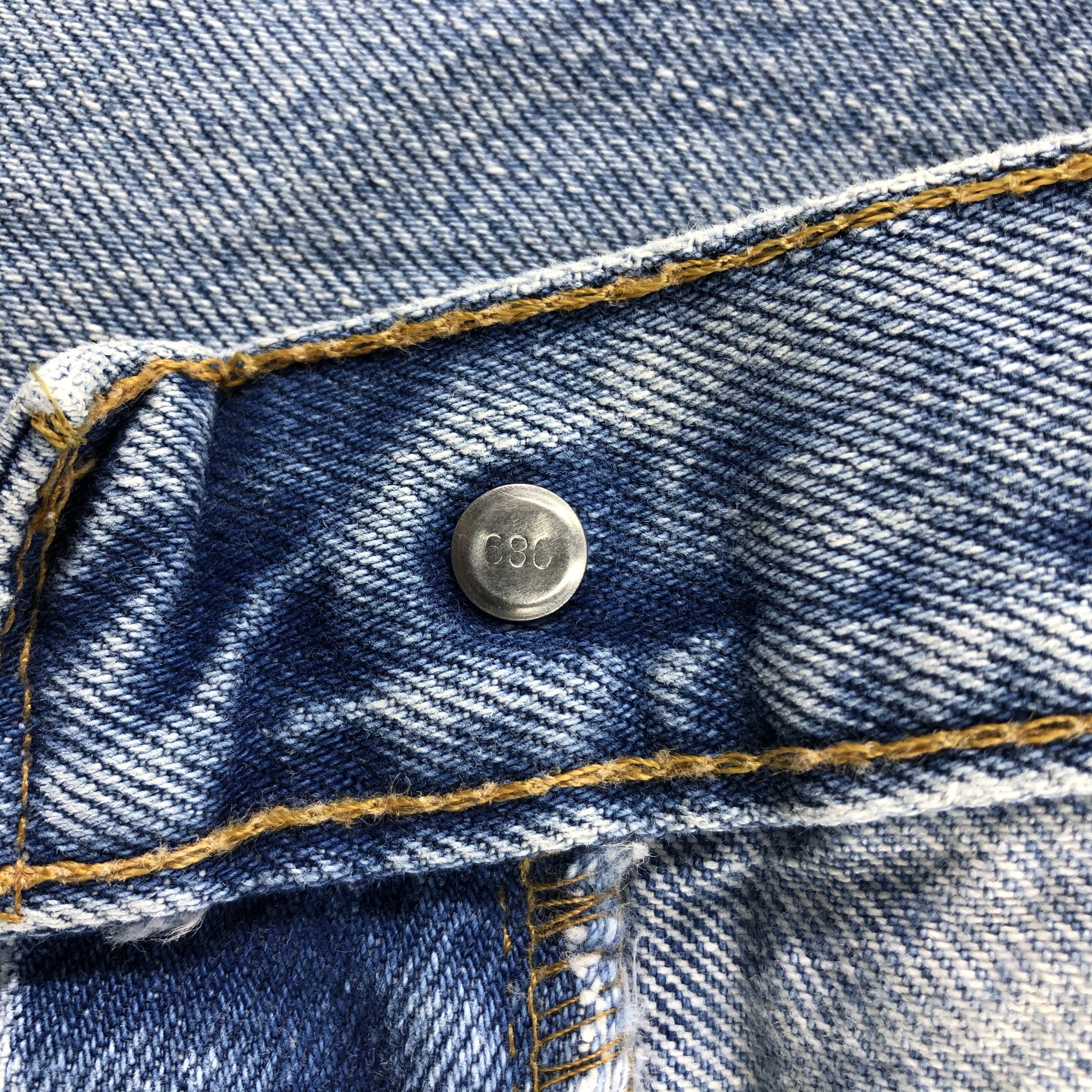 Levi's Vintage 90s Blue Wash Levis 550 Jeans-J2413 Size US 34 / EU 50 - 10 Thumbnail