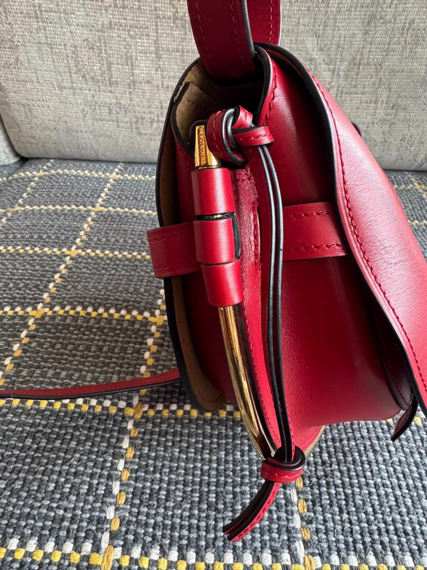 Loewe LOEWE Gate Small Burgundy Red Hardly Used Crossbody Size ONE SIZE - 7 Thumbnail