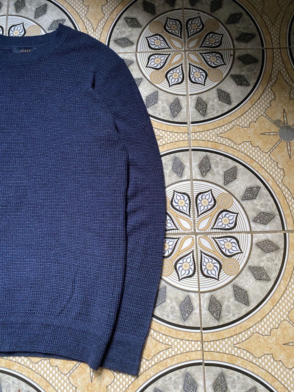 Other Korean luxury casual wear brand made from fine knits, OLZEN. Size US M / EU 48-50 / 2 - 2 Thumbnail