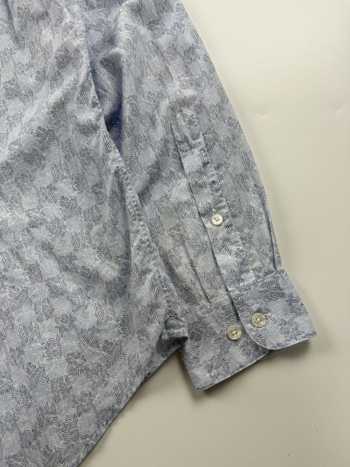 Louis Vuitton Louis Vuitton All Over Pattern Shirt Size US L / EU 52-54 / 3 - 10 Thumbnail