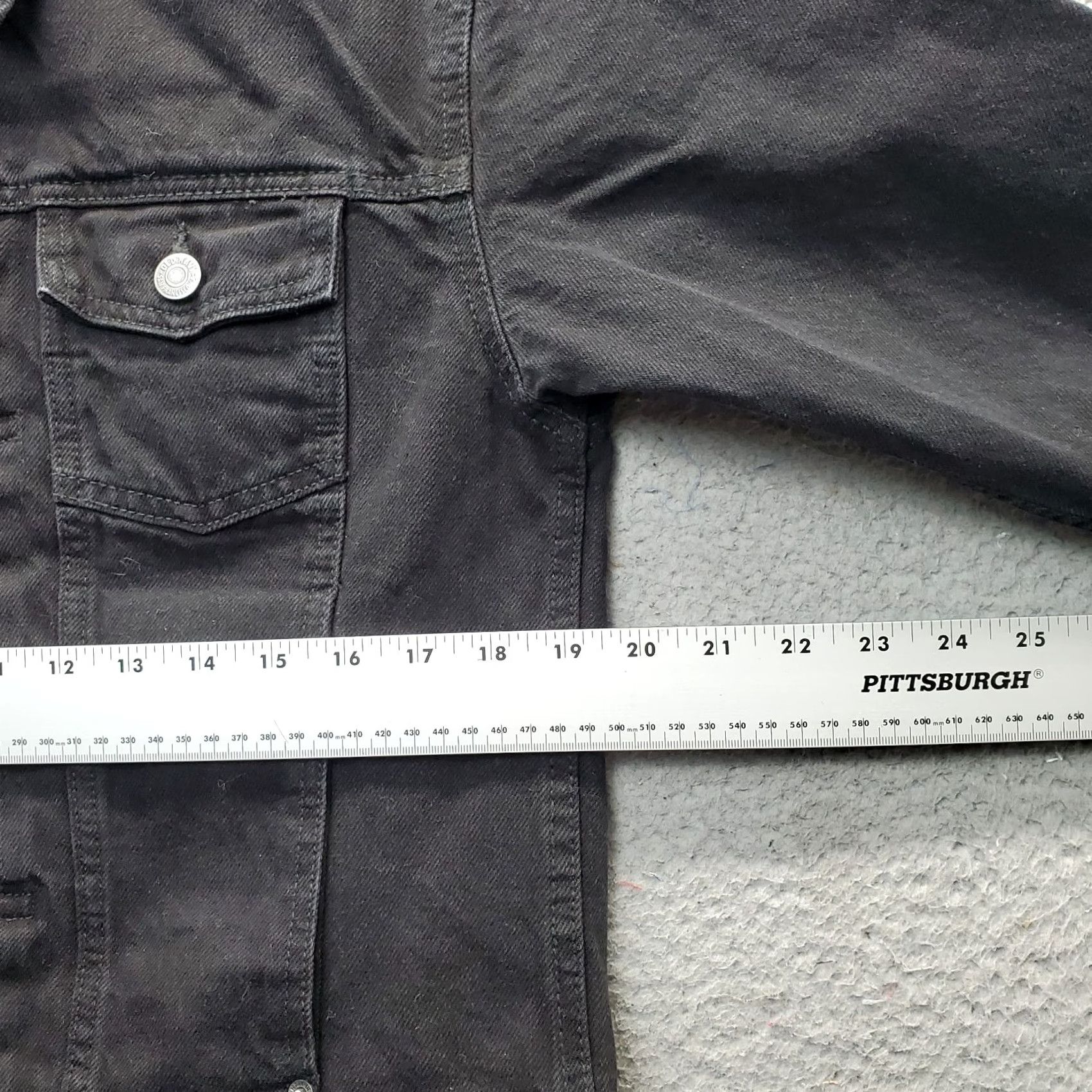 Old Navy Old Navy Jean Jacket Womens M Black Classic Long Sleeve Collar Button Front Size M / US 6-8 / IT 42-44 - 4 Thumbnail