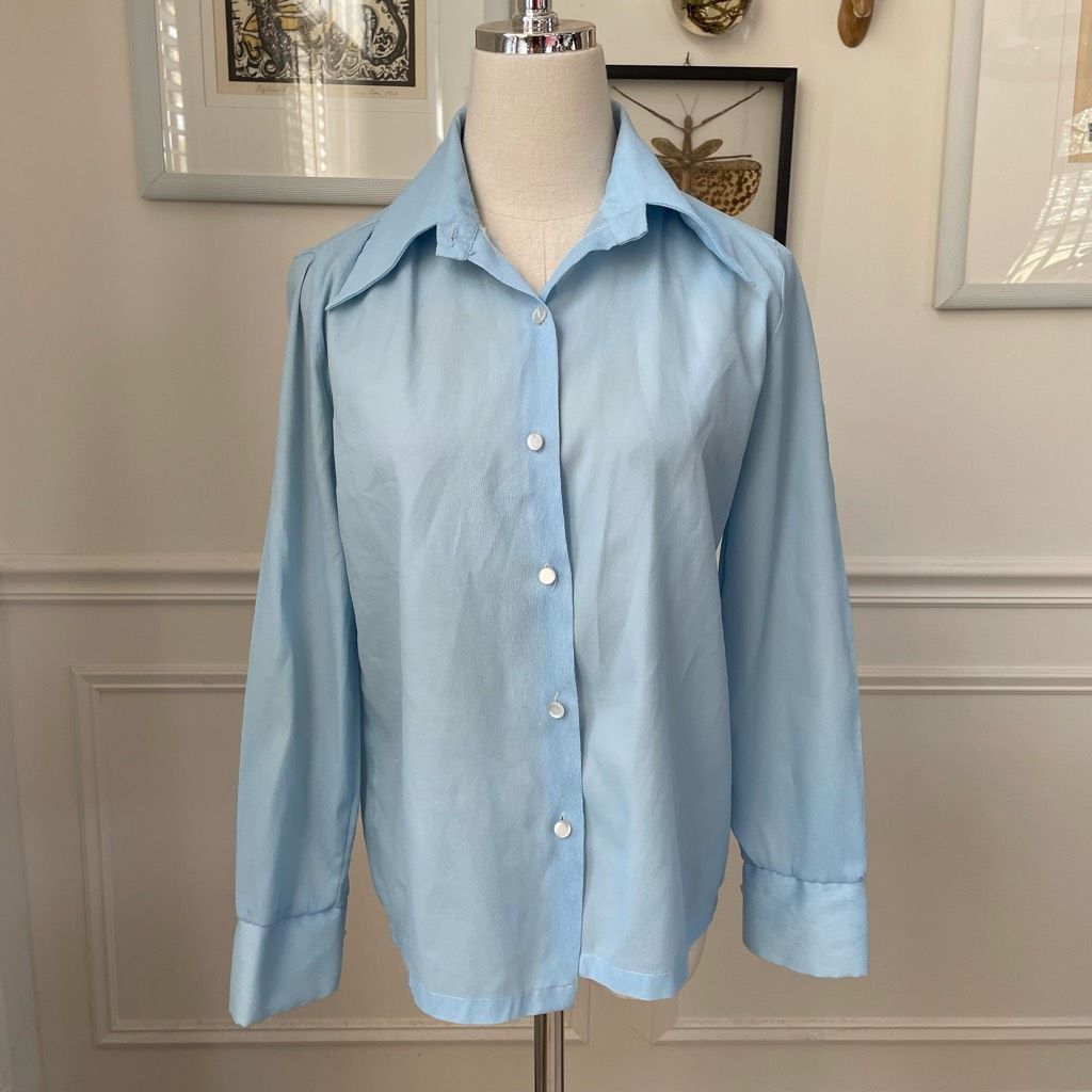 Vintage Vintage 70s Miss Holly Light Blue Textured Crepe Pointy Coll Size M / US 6-8 / IT 42-44 - 1 Thumbnail