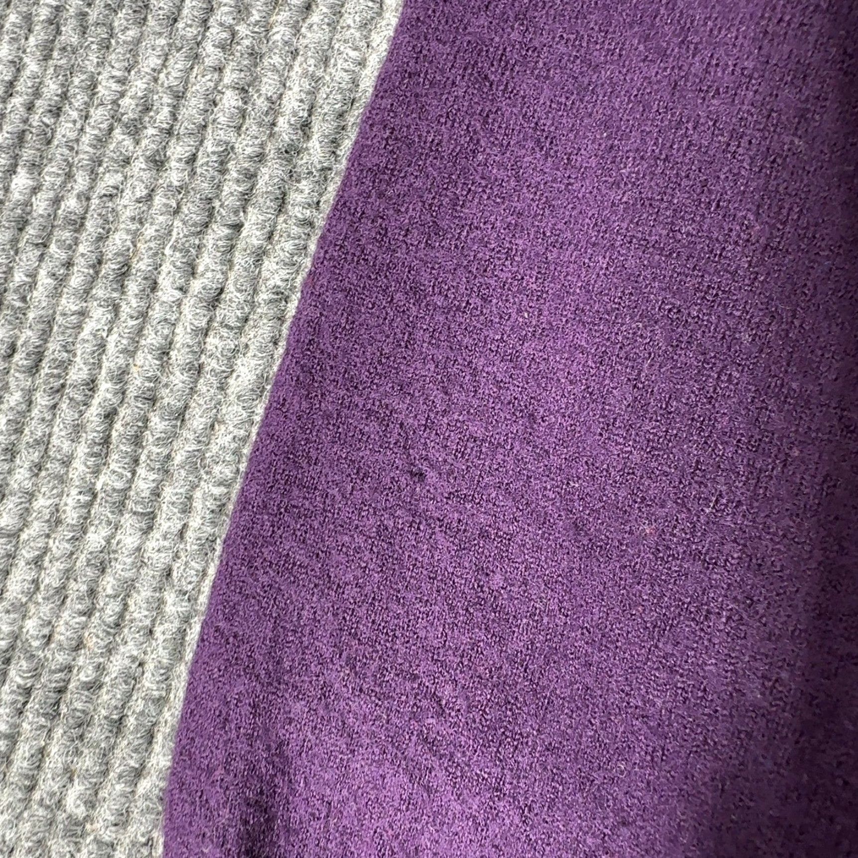 Bloomingdale's The Men's Store Bloomingdale's Sweater Mens M Purple Merino Wool 1/4 Zip Pullover Knit Mock Neck Long Sleeve Regular Size M Solid Vintage? Size US M / EU 48-50 / 2 - 4 Thumbnail