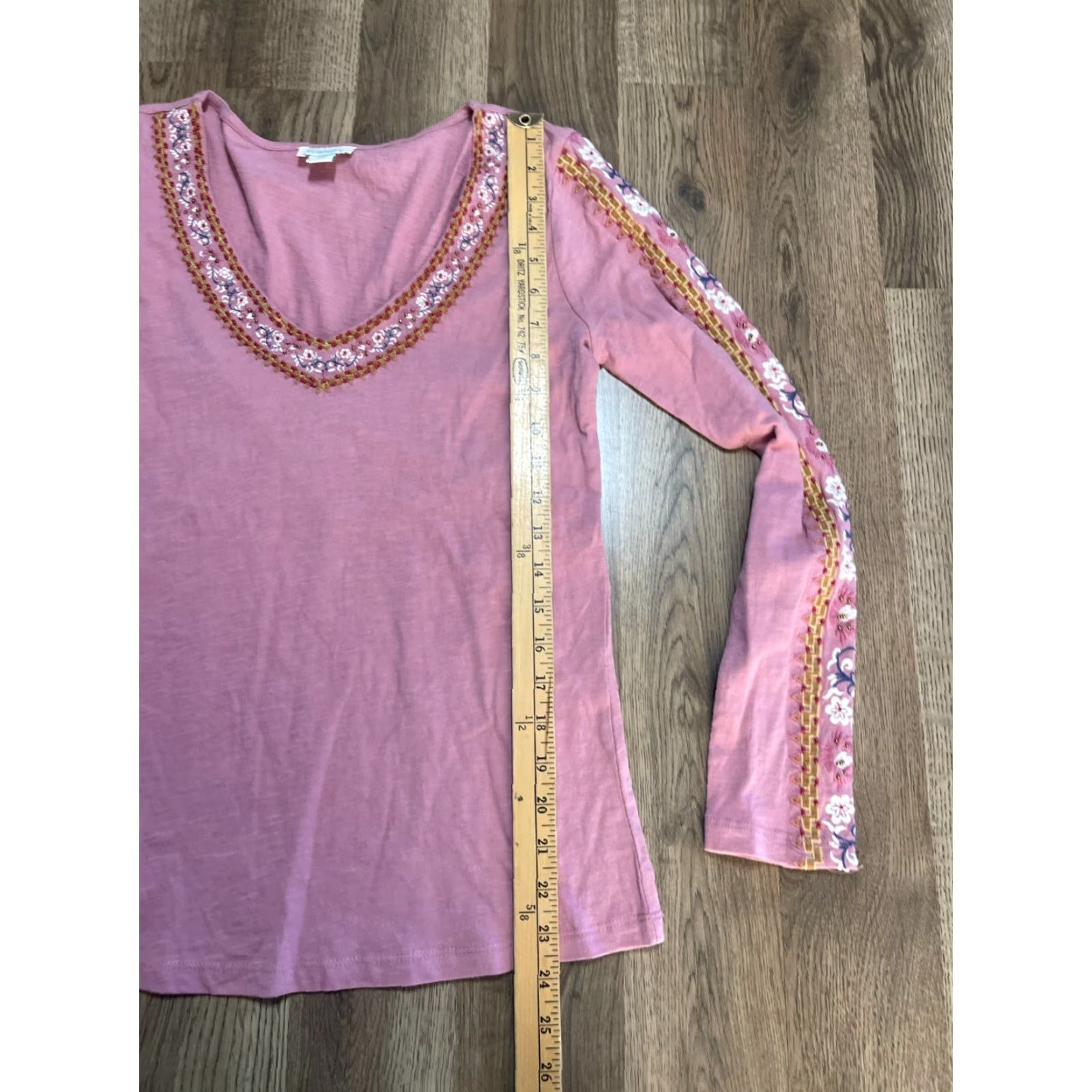 Vintage Sundance Shirt Women's XS Pink Long Sleeve V-Neck Floral Details Shirt Womens XS Pink Long Sleeve V-Neck Floral Details Size XS / US 0-2 / IT 36-38 - 7 Thumbnail