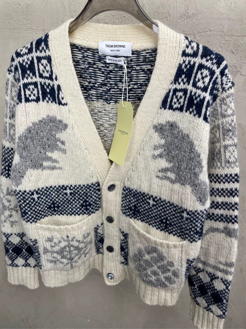 Thom Browne Thom browne Beige squirrel pine fruit Tibetan blue pattern Size S / US 4 / IT 40 - 3 Thumbnail