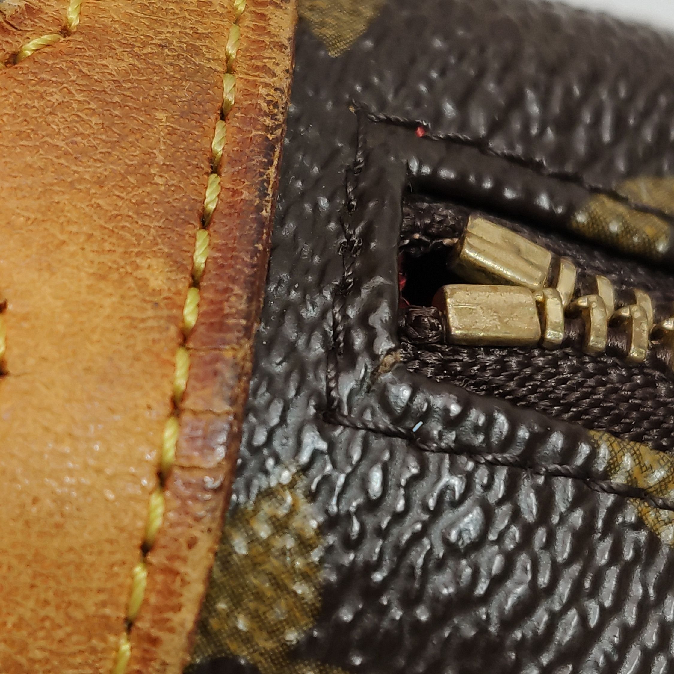Louis Vuitton Louis Vuitton (LV) Trousse Wapity Vegetable Tanned Leather Size ONE SIZE - 9 Thumbnail