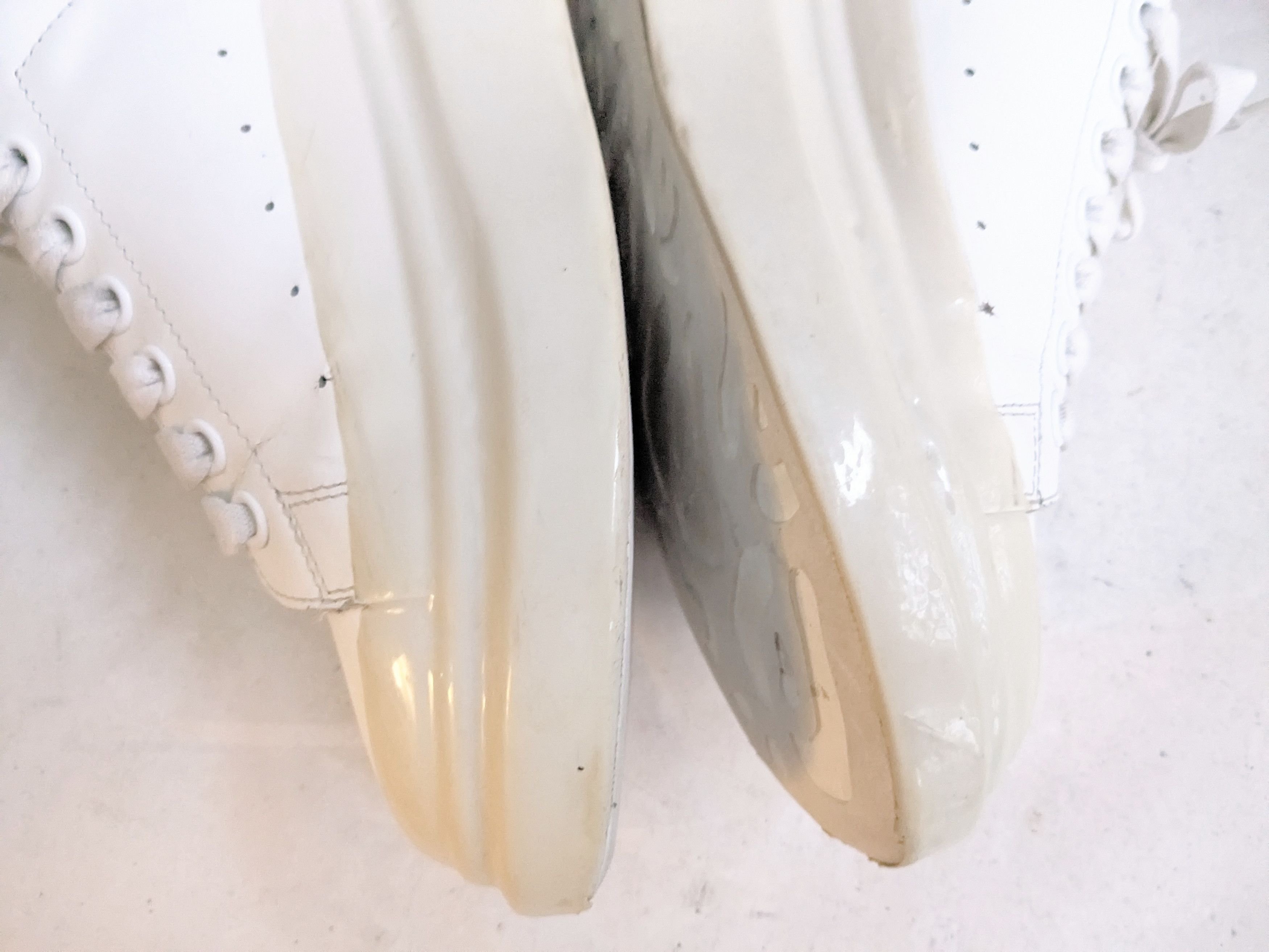 Alexander McQueen Alexander McQueen Larry Oversized Sneakers White 10 43 Size US 10 / EU 43 - 10 Thumbnail