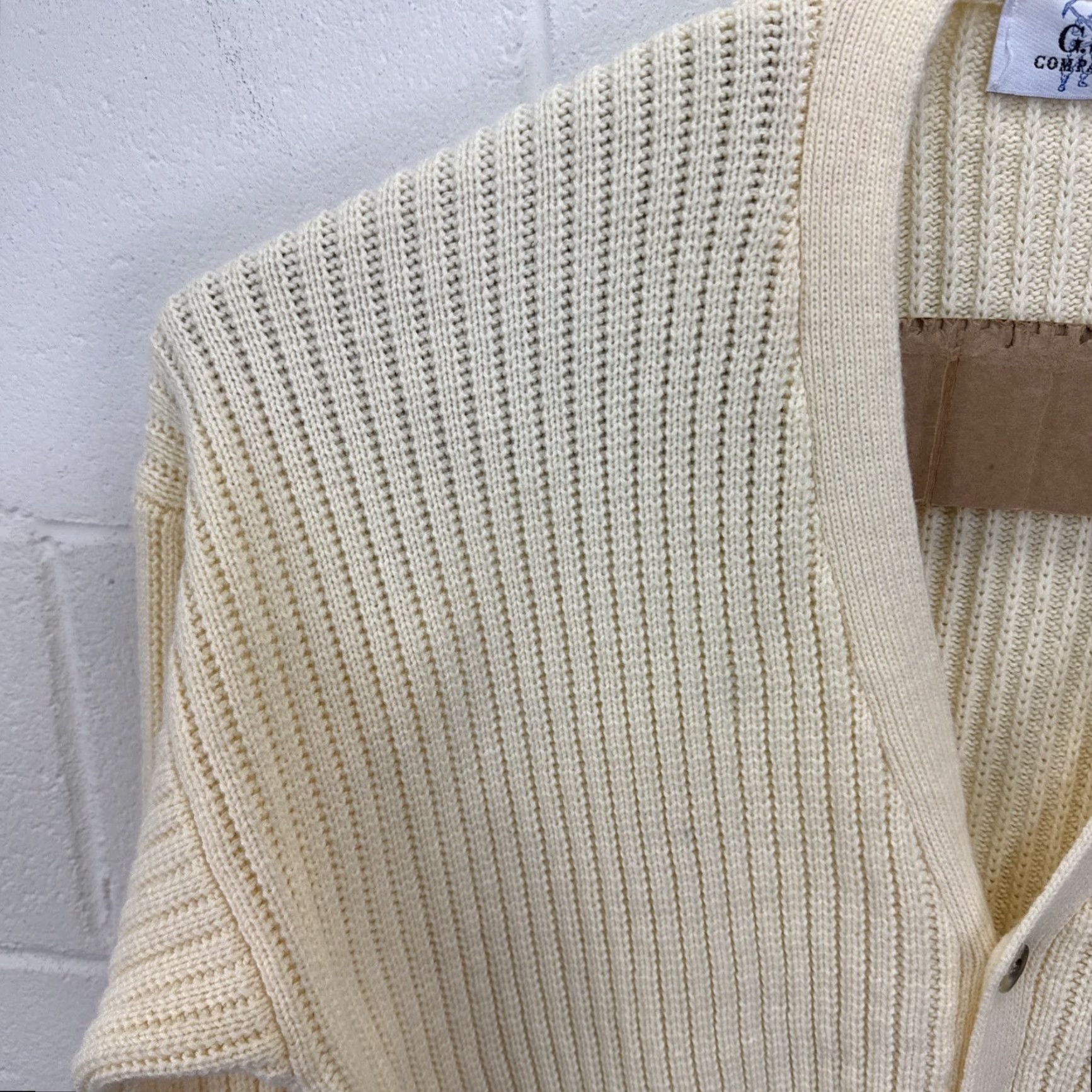 Vintage VINTAGE G.S. Company Cardigan Sweater Mens XL Be Beige Cotton Knit Pullover V-Neck Long Sleeve Button Preppy Vintage Mens XL Sweater Size US XL / EU 56 / 4 - 4 Thumbnail