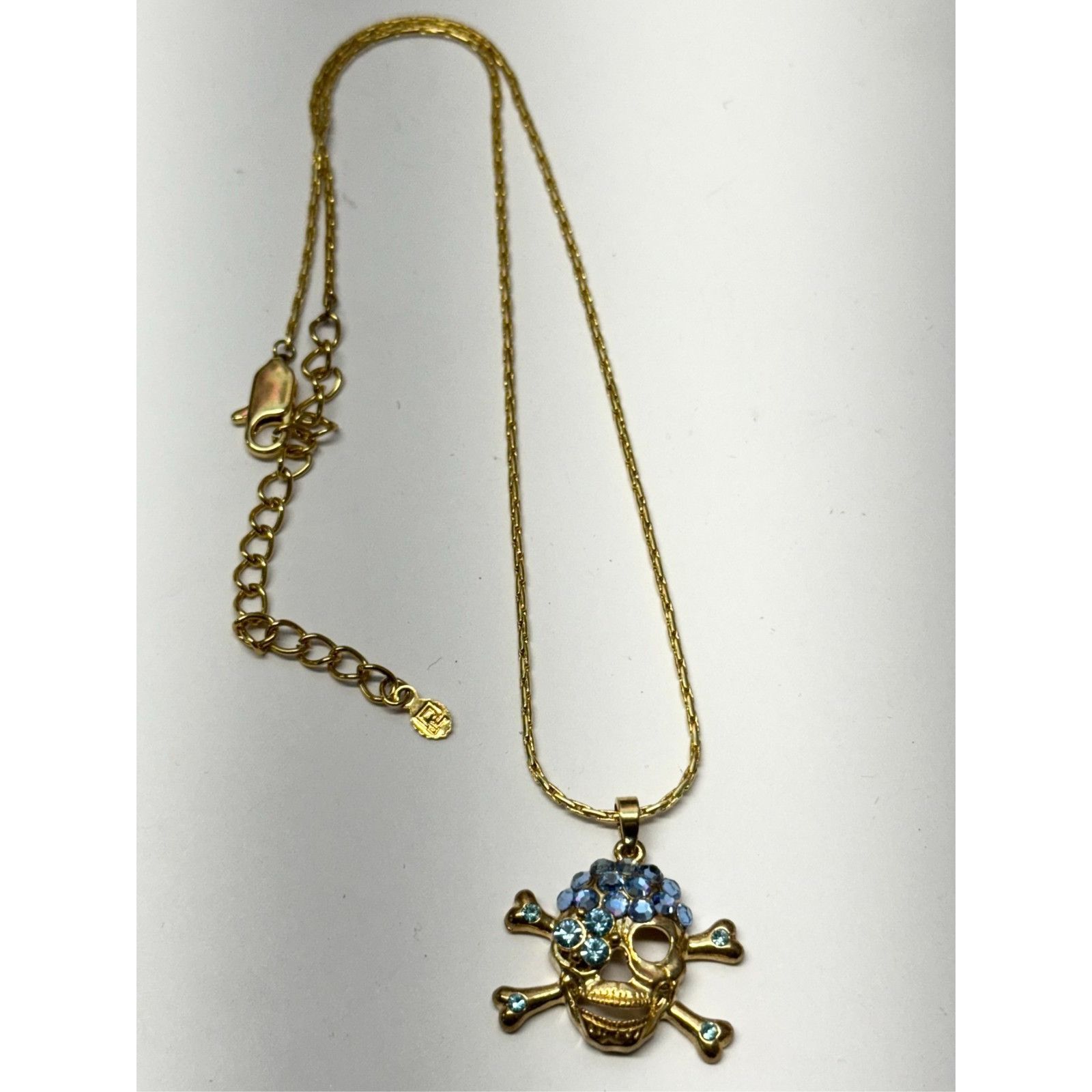 Other Vintage skull and bone blue rhinestone gold necklace Size ONE SIZE - 4 Thumbnail