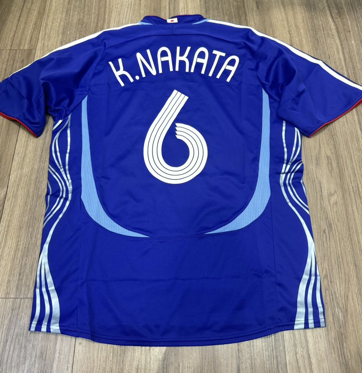 Adidas Japan WC2006 home shirt #6 K.Nakata (bnwt) Size US L / EU 52-54 / 3 - 2 Thumbnail