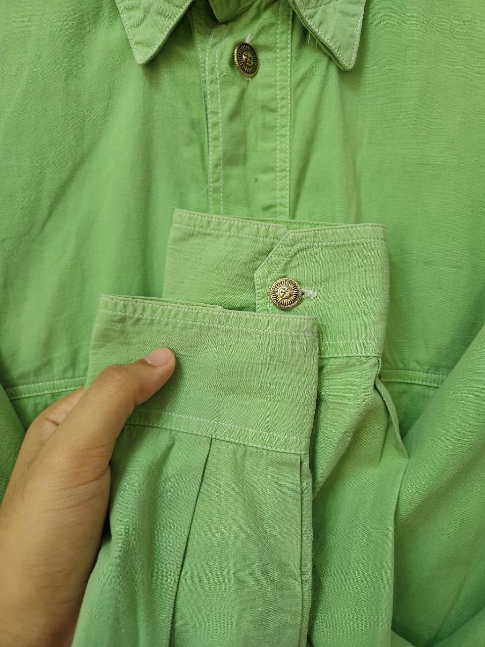 Versace Green Button Ups Versace Vintage Size US L / EU 52-54 / 3 - 5 Thumbnail