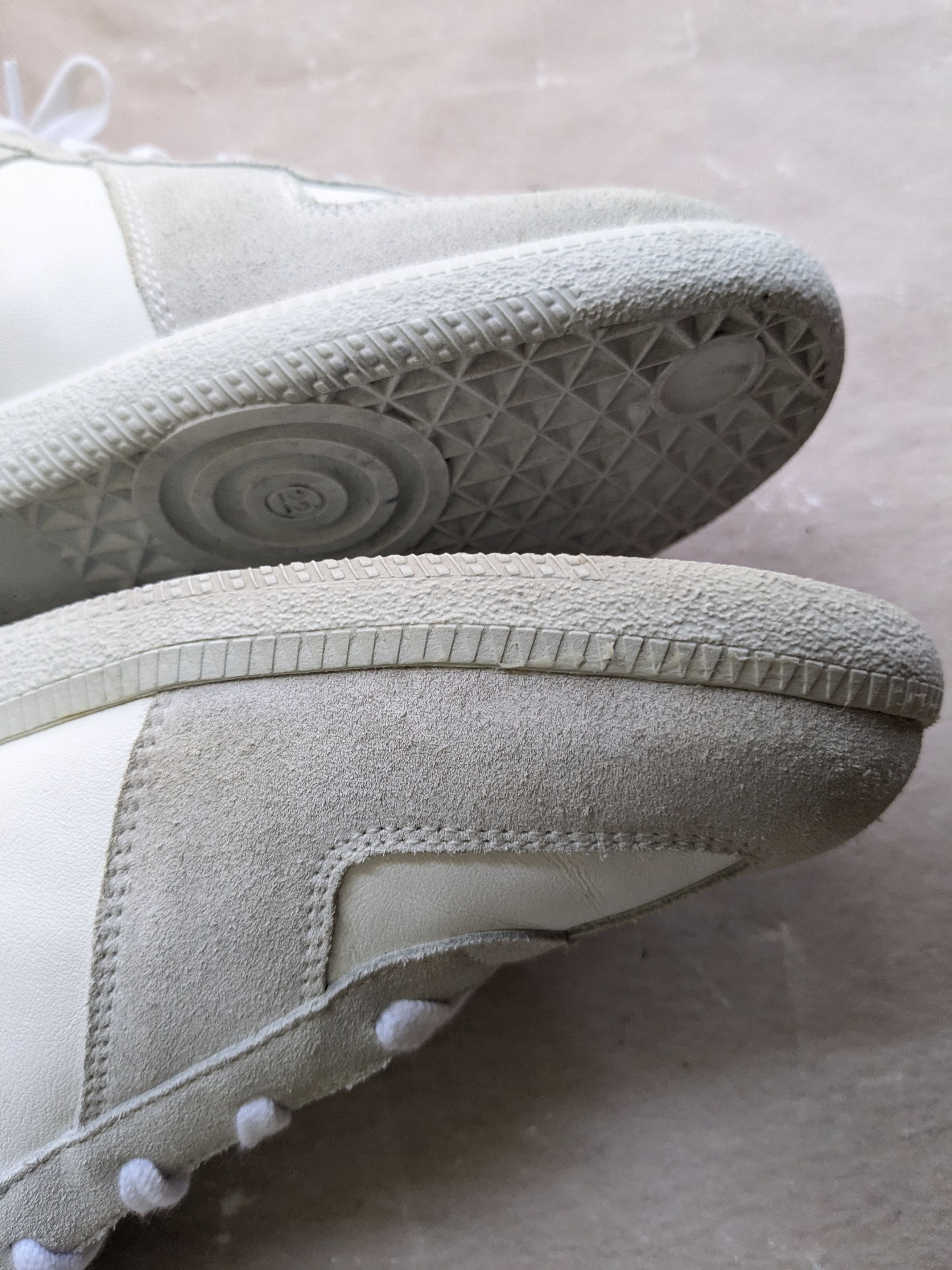Maison Margiela Maison Margiela GAT Replica White 13.5 46.5 Low Tops Size US 13 / EU 46 - 14 Thumbnail