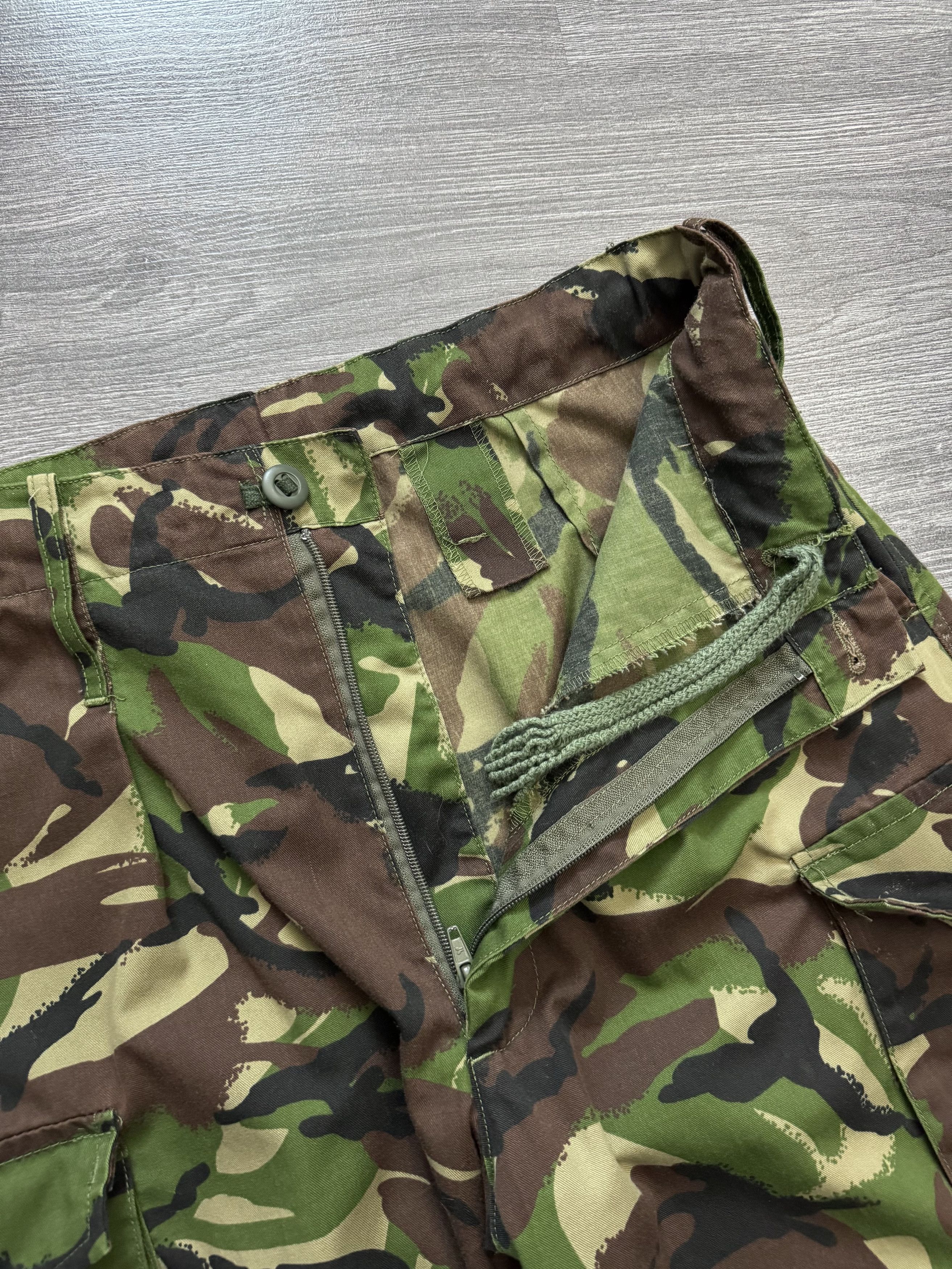 Vintage Vintage Military Camo Pants Baggy Cargos y2k Size US 30 / EU 46 - 7 Thumbnail