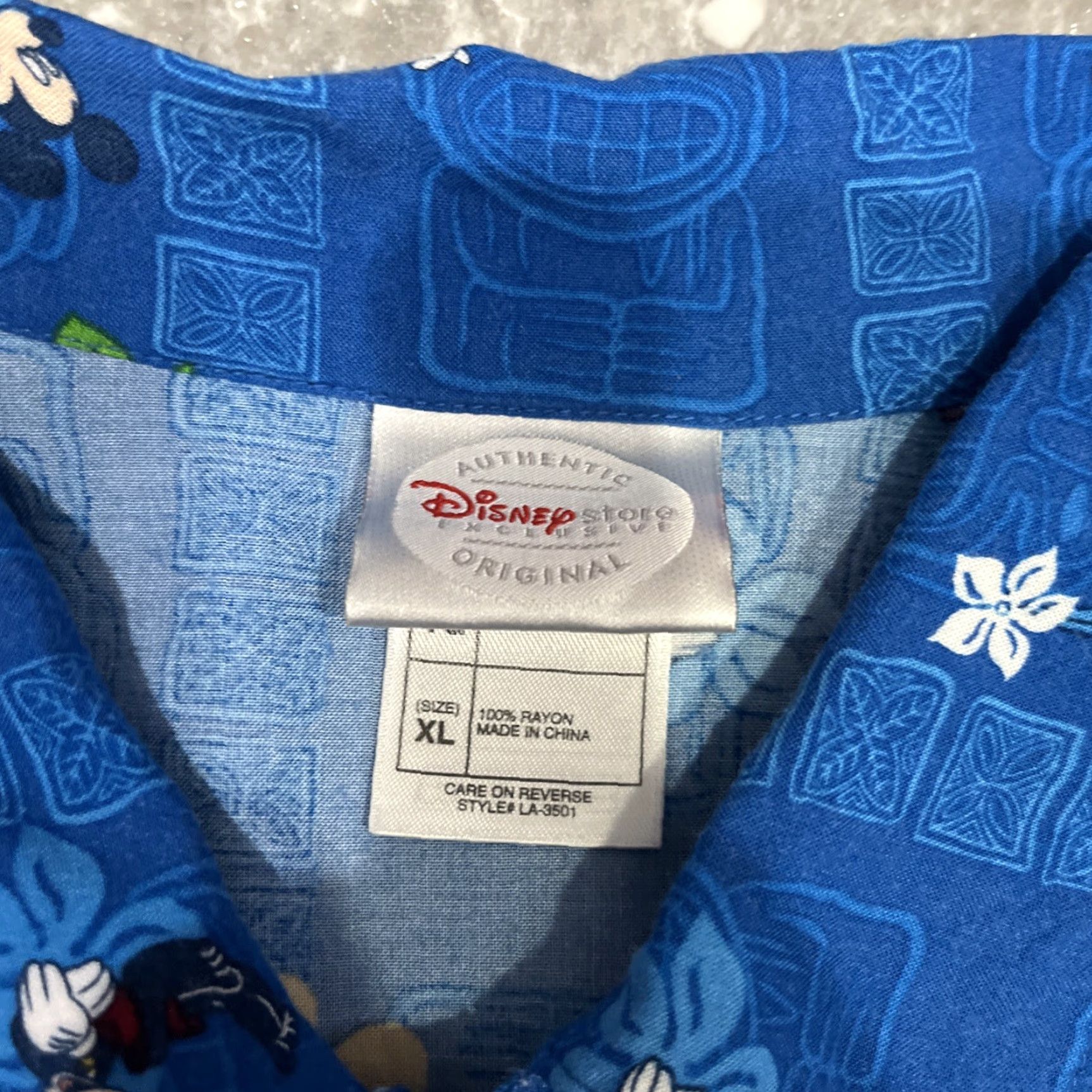 Disney Disney Store Mickey Mouse Hawaiian Shirt Mens XL Blue Floral Authentic Original Size US XL / EU 56 / 4 - 3 Thumbnail