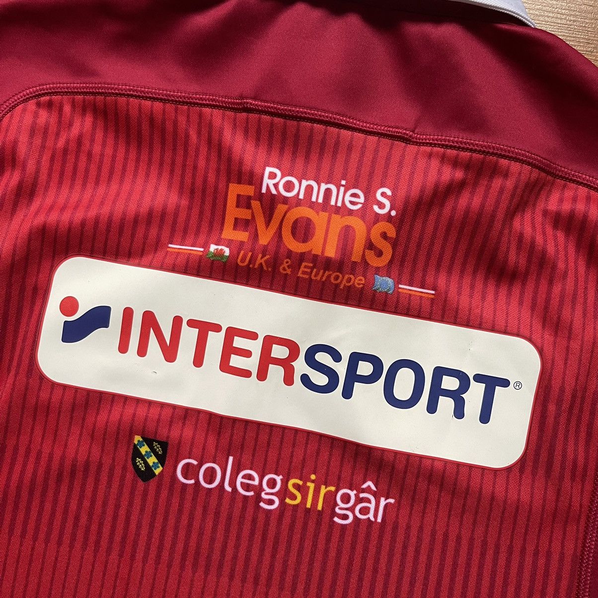 Macron × Vintage NWT SCARLETS MACRON 2018/2019 RUGBY HOME JERSEY Size US XL / EU 56 / 4 - 12 Thumbnail