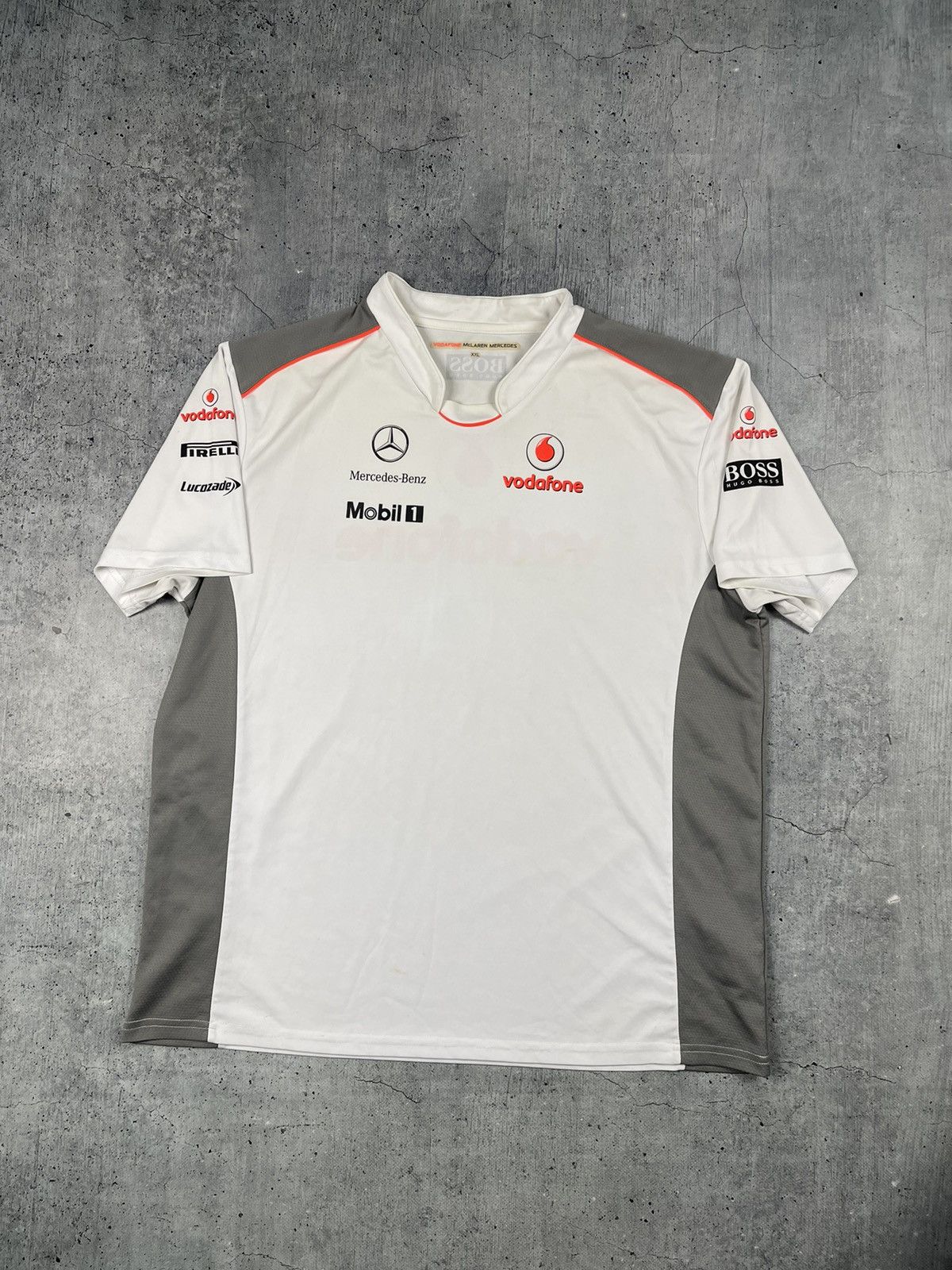 Hugo Boss × Mercedes-Benz Mercedes Benz McLaren Racing T-Shirt F1 Hugo Boss Vodafone Size US XL / EU 56 / 4 - 1 Thumbnail