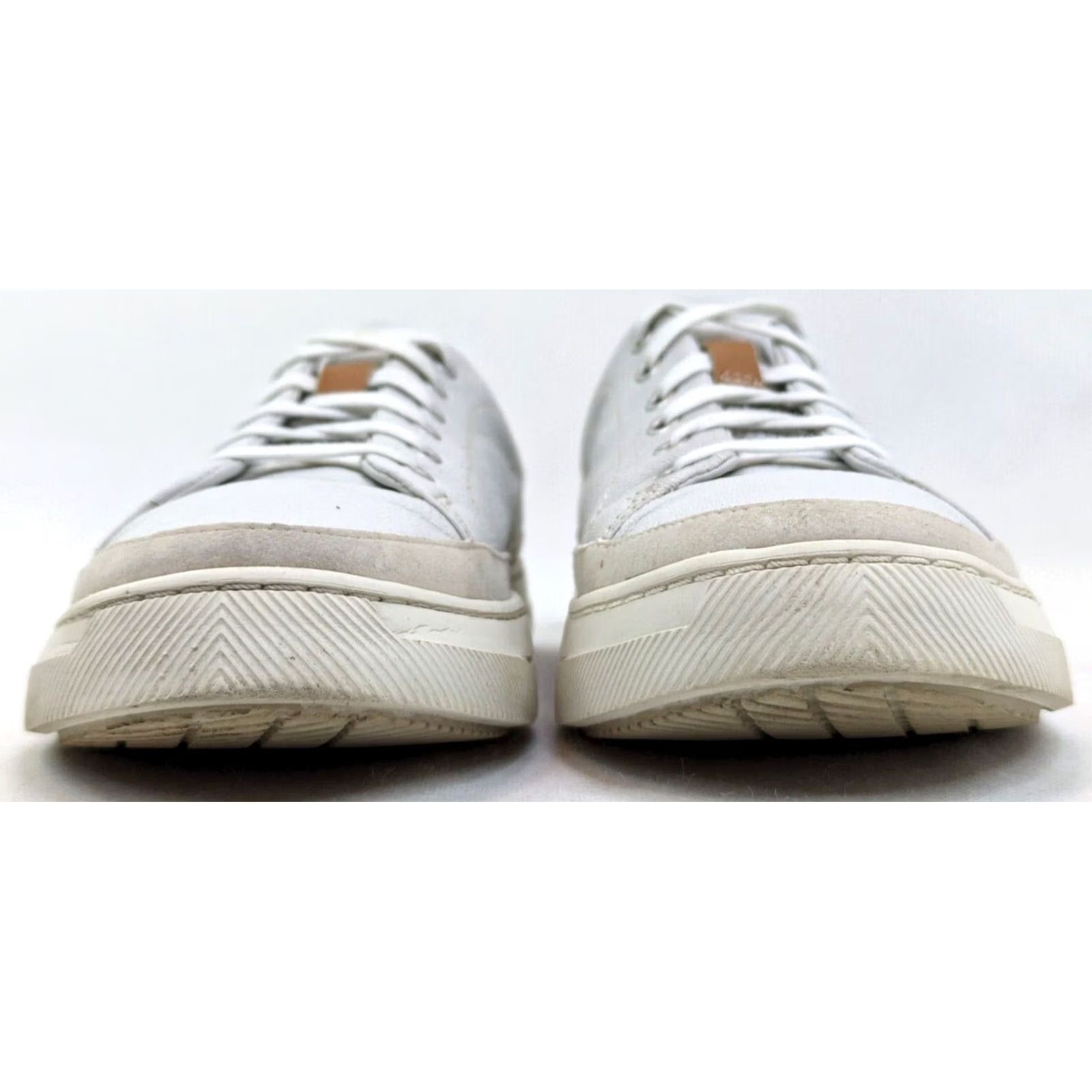 Clarks Clarks TOR England Leather Low Top Shoe Mens 10 White Ball of Lace Casual Boots Leather Upper & Insole Leather Size 10 M White Size US M / EU 48-50 / 2 - 2 Thumbnail