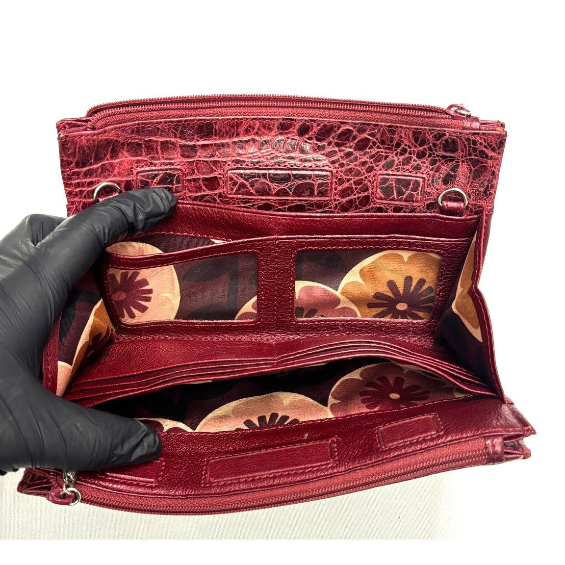 Brighton Vintage BRIGHTON Red Divided Magnetic Close Clutch Wallet Size ONE SIZE - 4 Thumbnail