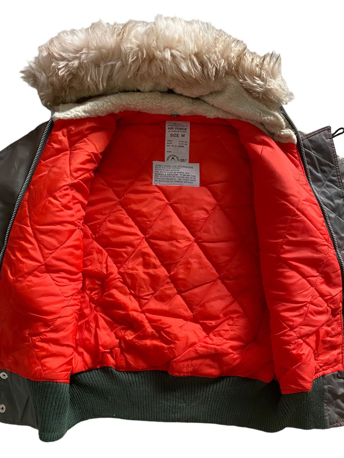 Alpha Industries Vintage AIR FORCE FUR AW82( USAF) jacket flyers nice design Size US M / EU 48-50 / 2 - 15 Thumbnail