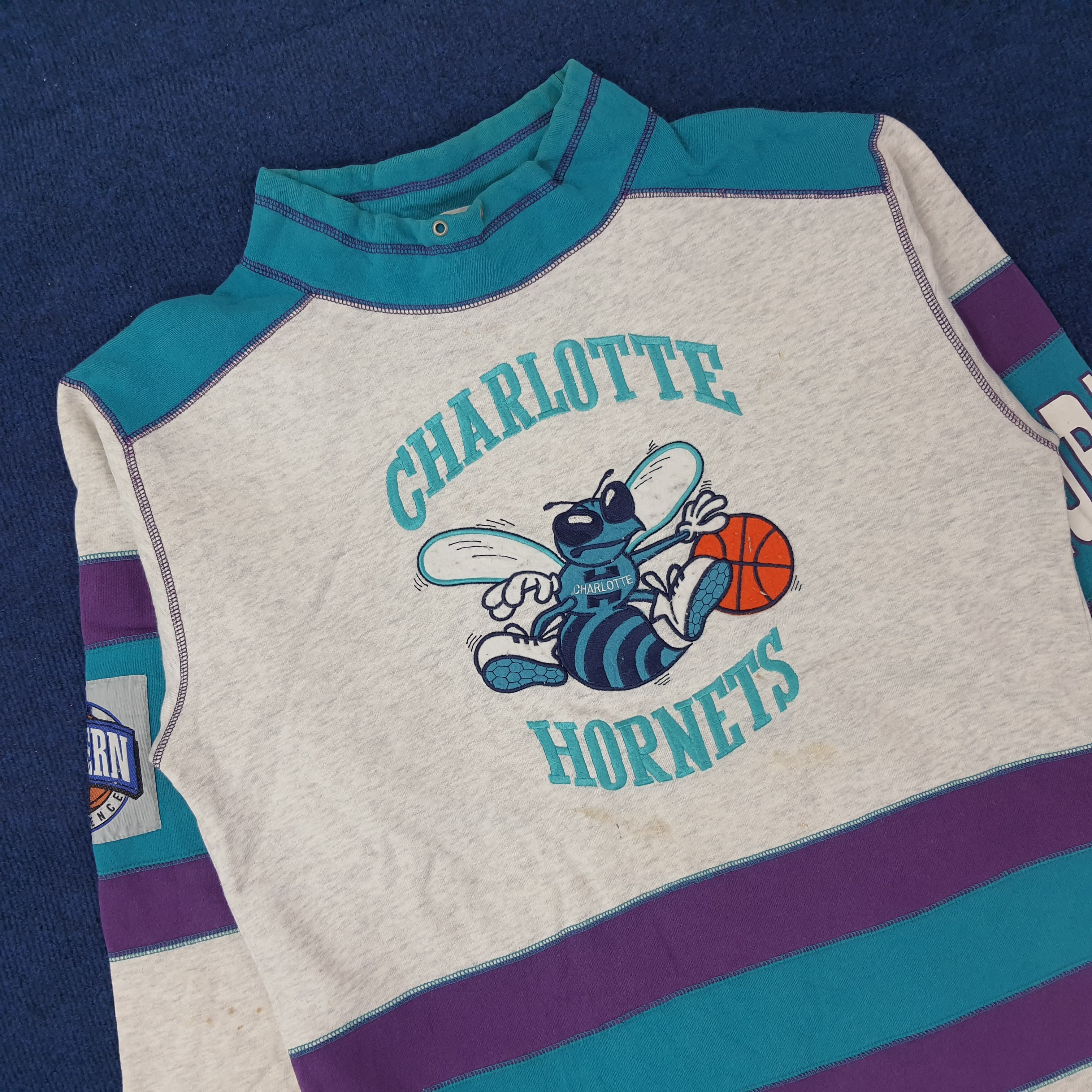 NBA Vintage NBA Charlotte Hornets Team Sports Sweatshirt C246N27 Size US M / EU 48-50 / 2 - 2 Thumbnail