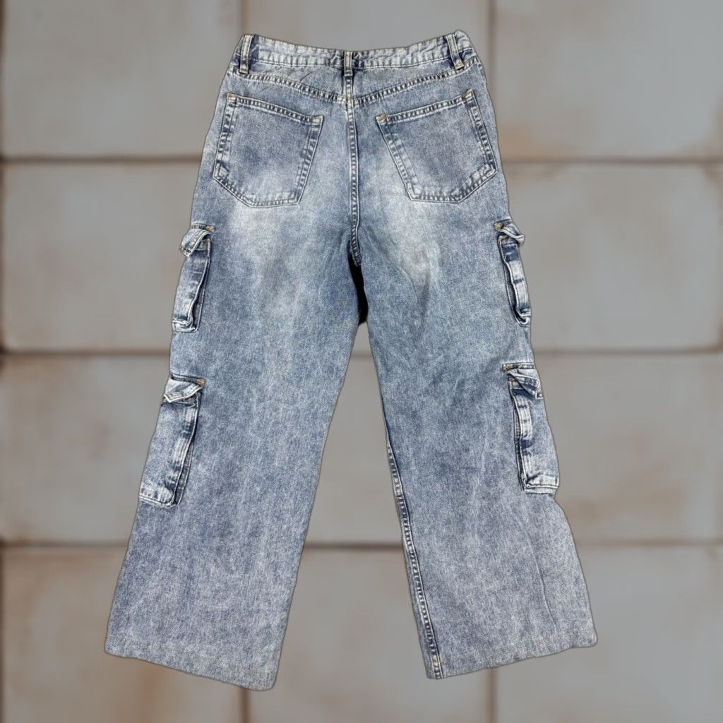 AeroPostale Jeans Women 28 Blue Acid Wash Low Rise Wide Leg Cargo Whiskered Jeans Women 28 Blue Acid Wash Low Rise Wide-Leg Cargo Whiskered